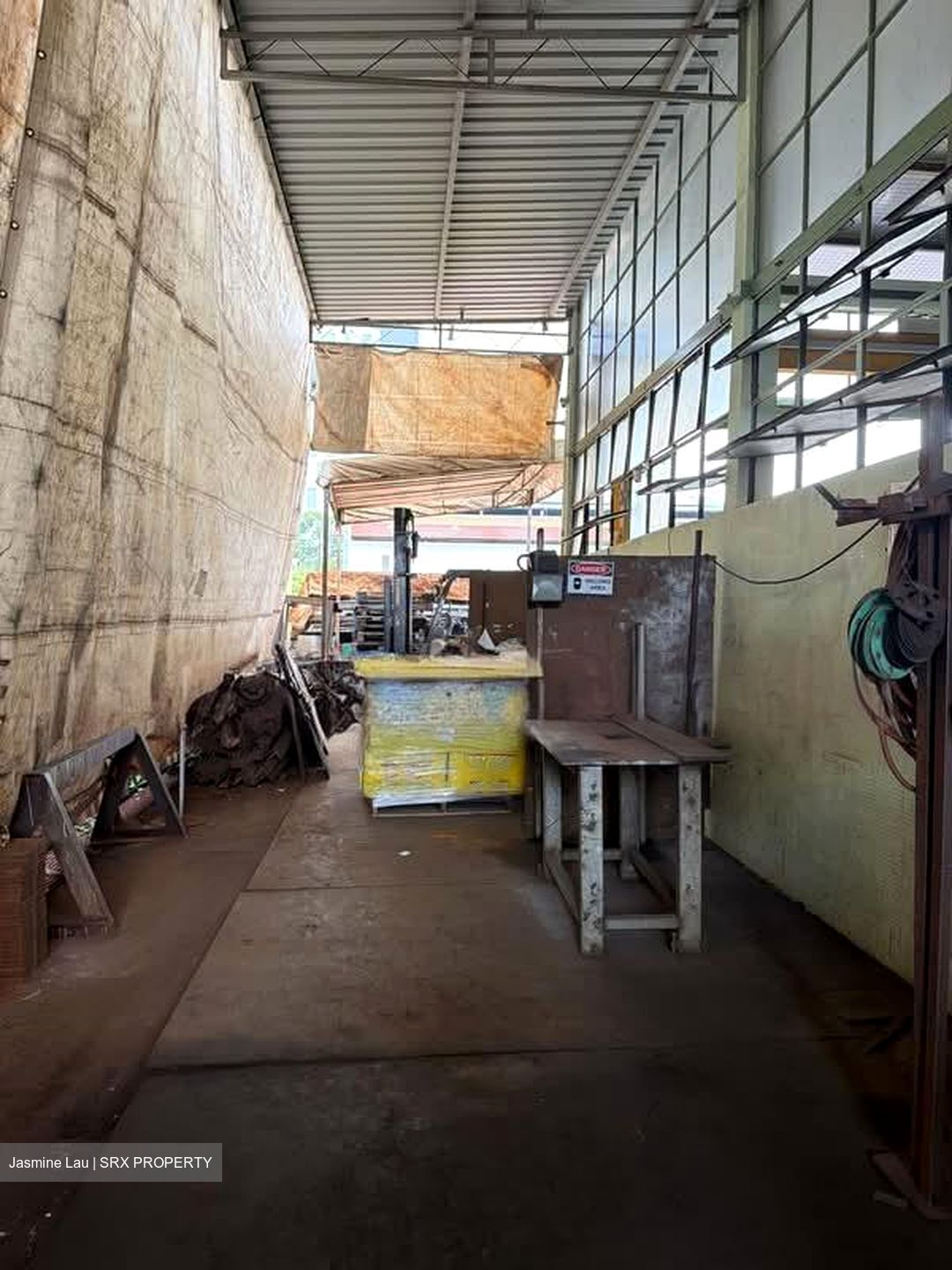 Benoi Place (D22), Warehouse #567986761
